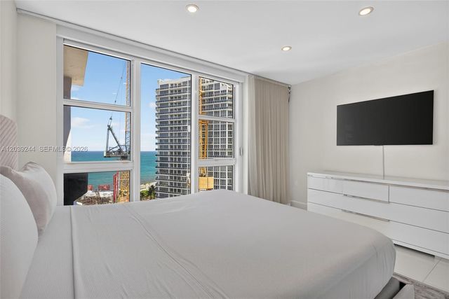 10275 Collins Ave 1521, Bal Harbour, FL 33154