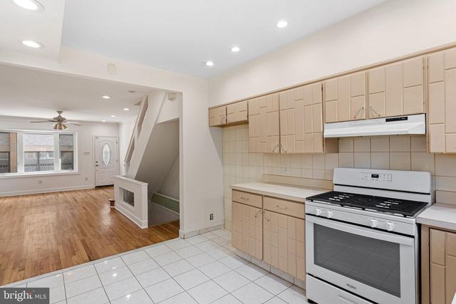 2416 S BOUVIER ST, Philadelphia, PA 19145