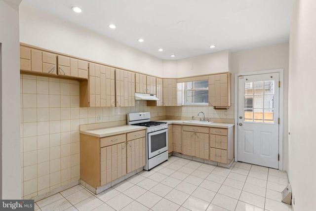 2416 S BOUVIER ST, Philadelphia, PA 19145