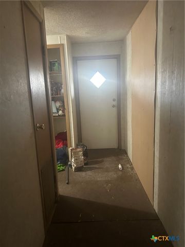 2804 Rosewood Road, San Marcos, TX 78666