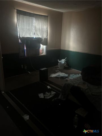 2804 Rosewood Road, San Marcos, TX 78666