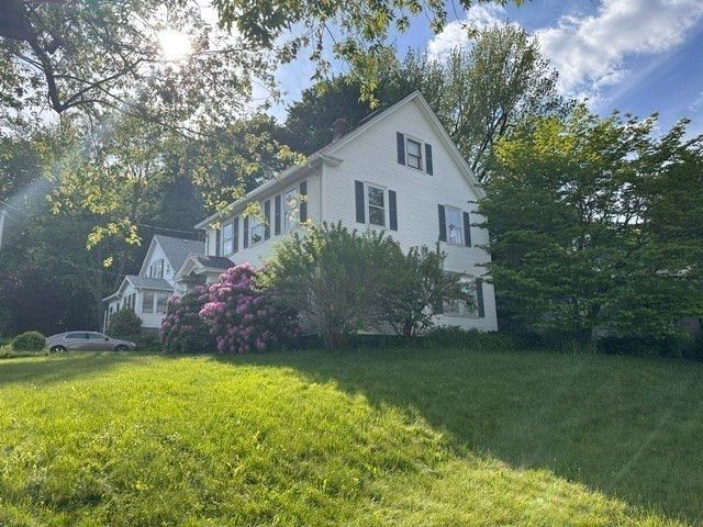 78 Whipple St, Worcester, MA 01607