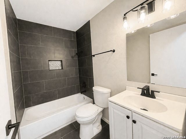 9006 Bowline, San Antonio, TX 78242