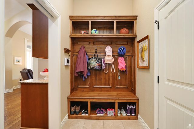 4304 Lusardi Point, Manhattan, KS 66503