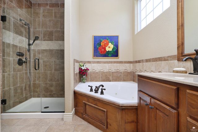 4304 Lusardi Point, Manhattan, KS 66503