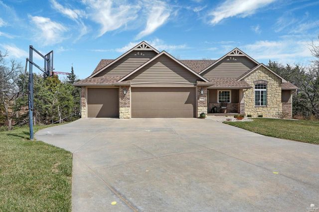 4304 Lusardi Point, Manhattan, KS 66503