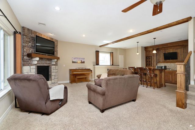 4304 Lusardi Point, Manhattan, KS 66503