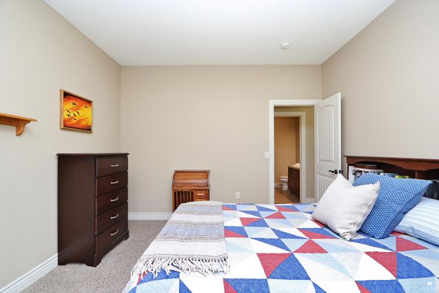 4304 Lusardi Point, Manhattan, KS 66503