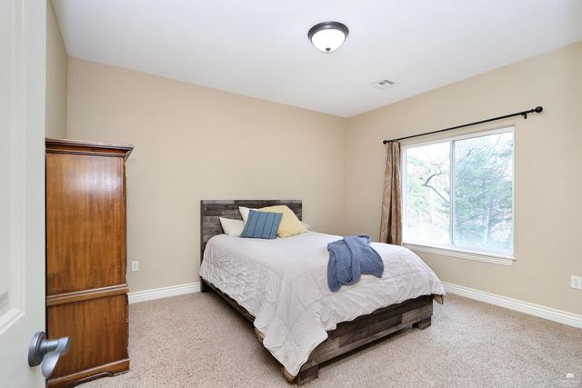 4304 Lusardi Point, Manhattan, KS 66503