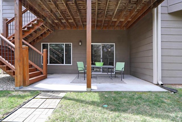 4304 Lusardi Point, Manhattan, KS 66503