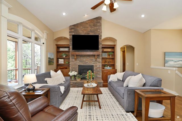 4304 Lusardi Point, Manhattan, KS 66503