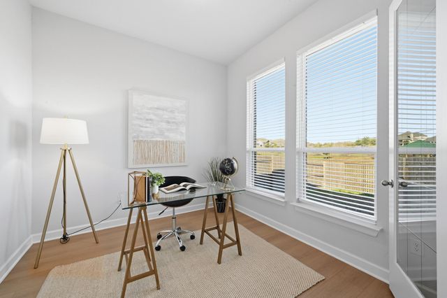 176 Wild Pecan LOOP, Buda, TX 78610