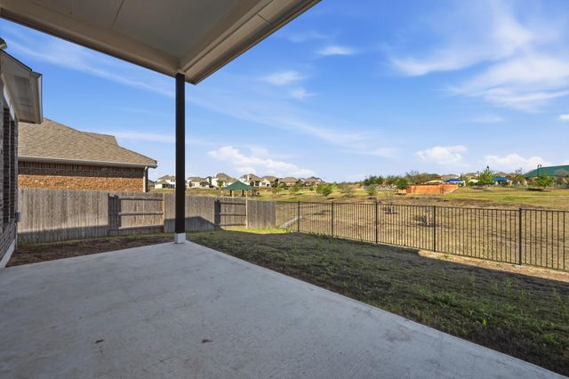 176 Wild Pecan LOOP, Buda, TX 78610