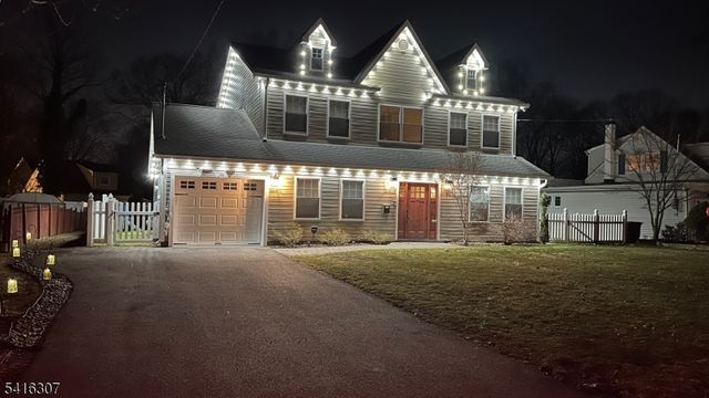44 Manor Rd, Livingston Twp., NJ 07039