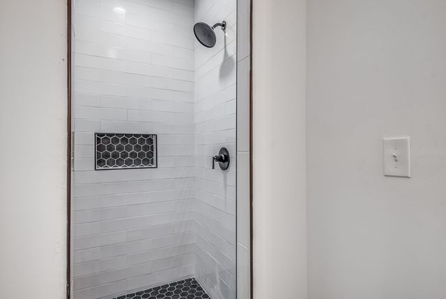 894 N IDLEWILD ST, Memphis, TN 38107