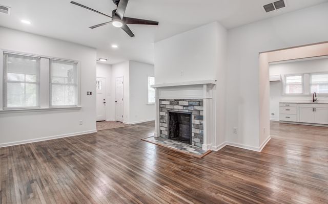 894 N IDLEWILD ST, Memphis, TN 38107