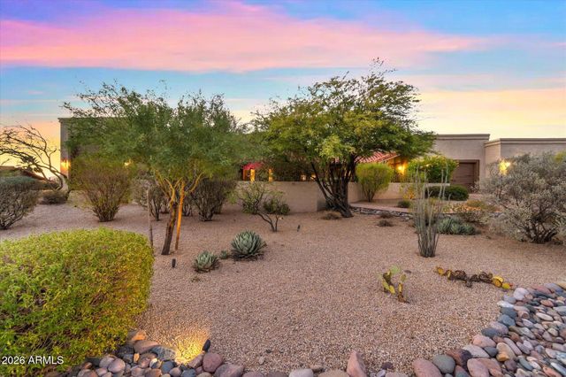 8944 E LAZYWOOD Place, Carefree, AZ 85377