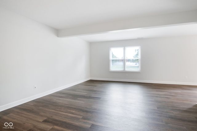 6766 Wimbledon Drive, Zionsville, IN 46077