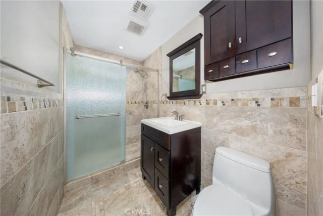 2022 E Linfield, Glendora, CA 91740