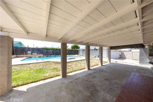 2022 E Linfield, Glendora, CA 91740