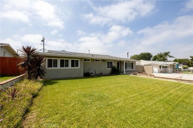 2022 E Linfield, Glendora, CA 91740