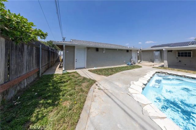 2022 E Linfield, Glendora, CA 91740