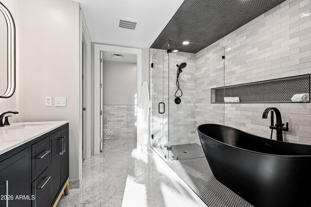 140 E RIO SALADO Parkway 1103, Tempe, AZ 85281