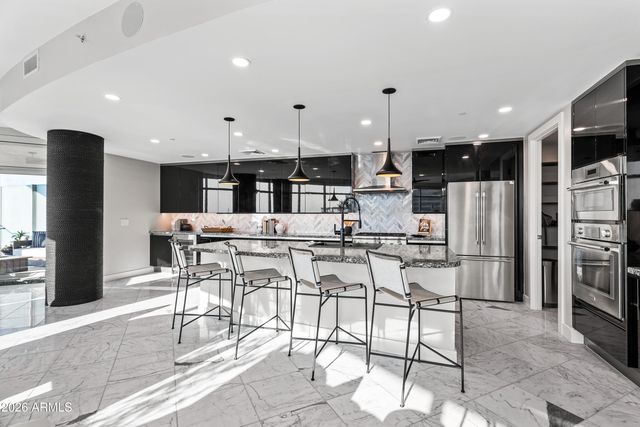 140 E RIO SALADO Parkway 1103, Tempe, AZ 85281