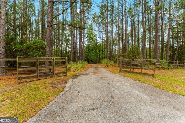 202 Rolling Ridge Court, Statesboro, GA 30461