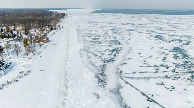 3055 Maplewood Drive, Fort Gratiot, MI 48059