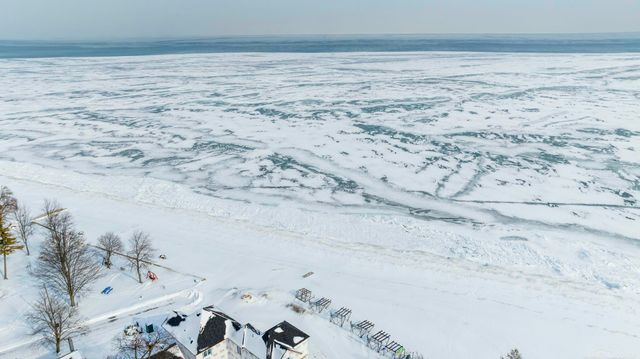 3055 Maplewood Drive, Fort Gratiot, MI 48059