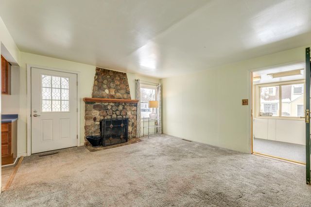 3055 Maplewood Drive, Fort Gratiot, MI 48059