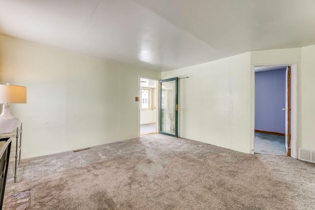 3055 Maplewood Drive, Fort Gratiot, MI 48059