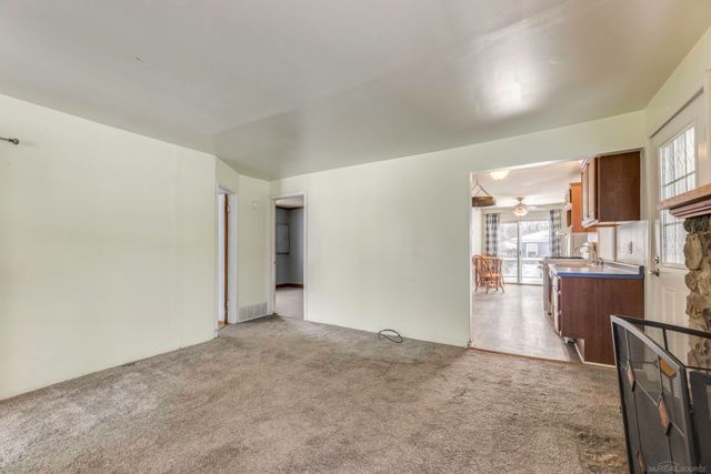 3055 Maplewood Drive, Fort Gratiot, MI 48059