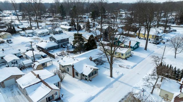 3055 Maplewood Drive, Fort Gratiot, MI 48059