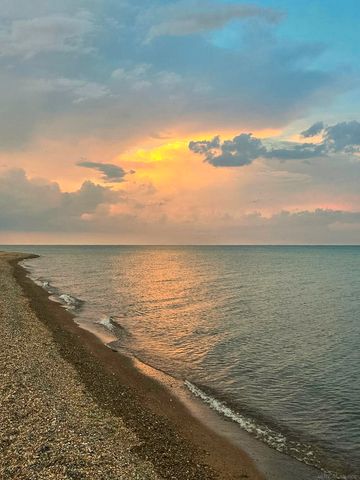 3055 Maplewood Drive, Fort Gratiot, MI 48059