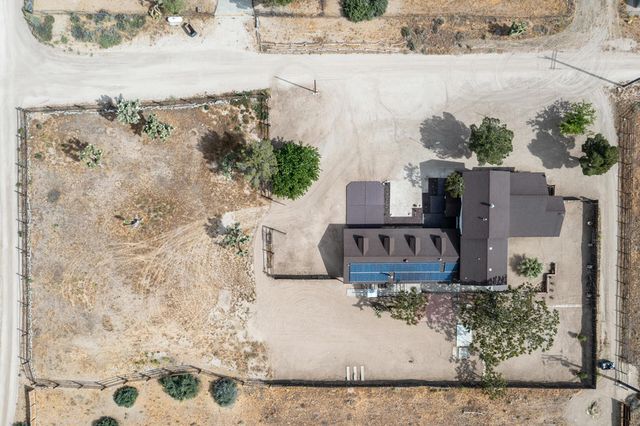 5523 Tom Mix Road, Pioneertown, CA 92268