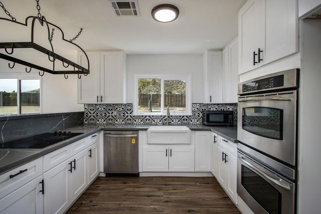 5523 Tom Mix Road, Pioneertown, CA 92268
