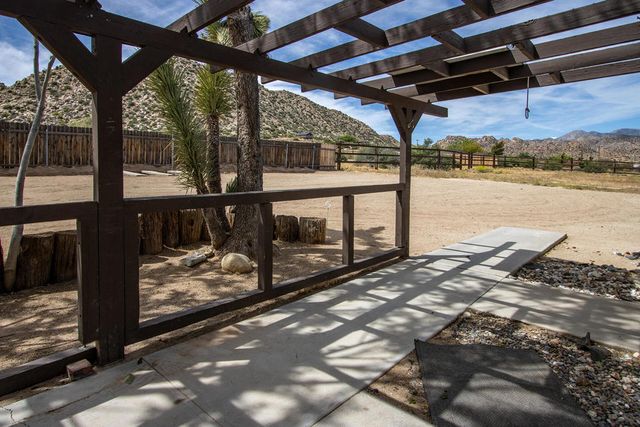 5523 Tom Mix Road, Pioneertown, CA 92268