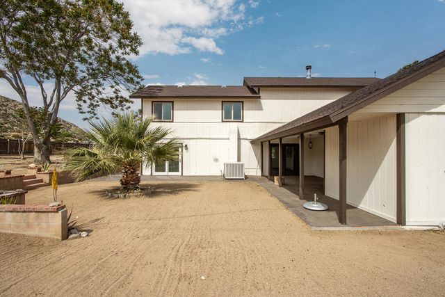 5523 Tom Mix Road, Pioneertown, CA 92268
