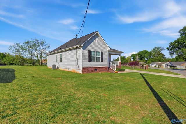 2715 Wilson Drive, Huntsville, AL 35816