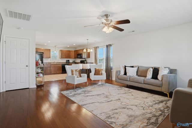 2715 Wilson Drive, Huntsville, AL 35816