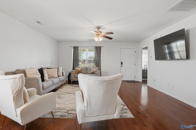 2715 Wilson Drive, Huntsville, AL 35816