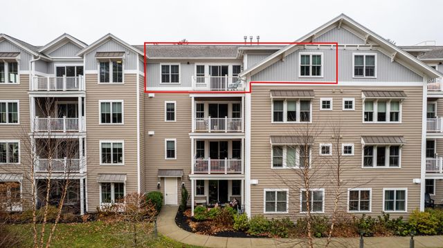 7 Willey Creek Rd Unit 405, Exeter, NH 03833