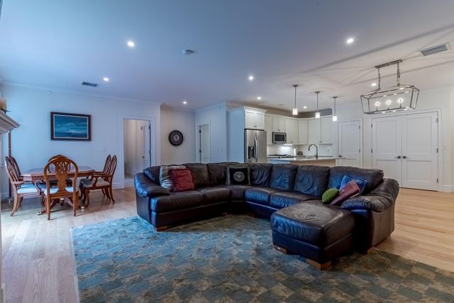 7 Willey Creek Rd Unit 405, Exeter, NH 03833