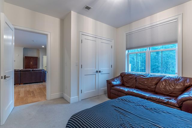 7 Willey Creek Rd Unit 405, Exeter, NH 03833