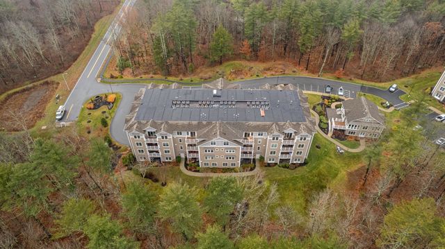 7 Willey Creek Rd Unit 405, Exeter, NH 03833