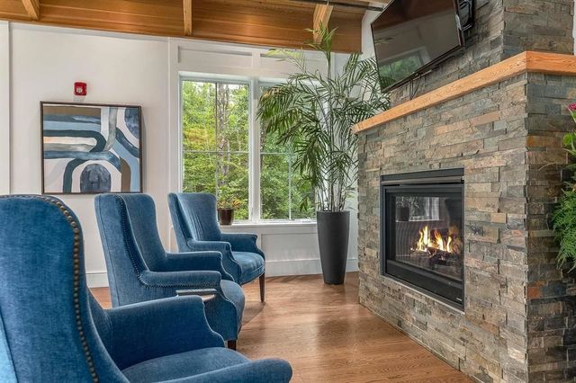 7 Willey Creek Rd Unit 405, Exeter, NH 03833