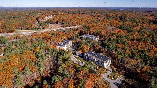 7 Willey Creek Rd Unit 405, Exeter, NH 03833