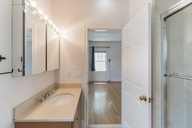 29 Vinton Street 7, Boston, MA 02127
